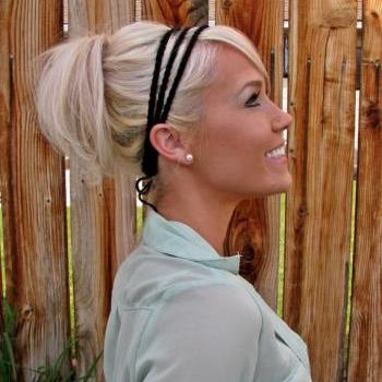 Très Chic Crochet Headband in Midnight Black - Adjustable